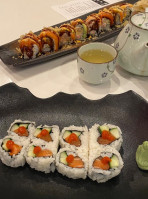 Oystra Sushi Kitchen food