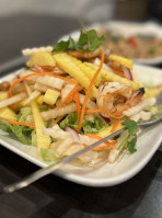 Shine Thai Cuisine food