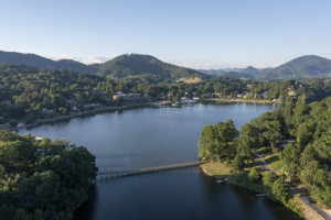 The Terrace Dining Room At Lake Junaluska outside