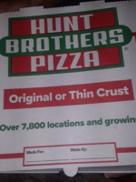 Hunt Brother Pizza food