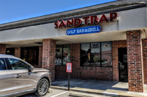 Sand Trap Grill outside