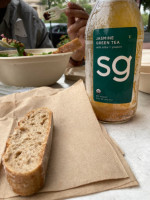 Sweetgreen Capitol Hill outside