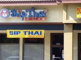 Sip Thai Bistro outside