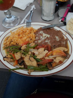 Reina's Mexican Food food