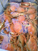 Linda Brand Crab Seafood outside