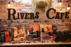 Rivers Cafe Usa food
