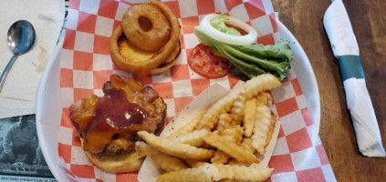Pappy's Grill On 79 food