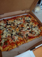 Wedgewood Pizza--Boardman food