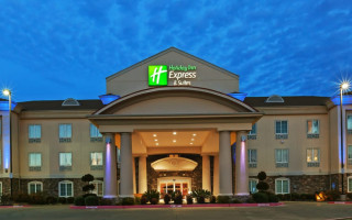 Holiday Inn Express Suites Kilgore North, An Ihg outside