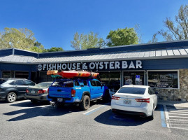 New Berlin Fish House And Oyster outside