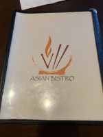 Vii Pho Asian Bistro inside