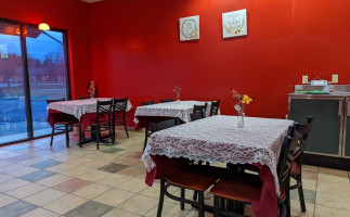African Resturaunt And Grill inside