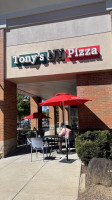 Tony's Ny Pizza Oakton food