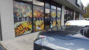 The Blvd Lounge Grill outside