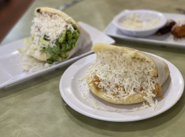 Anica’s Arepas And More food