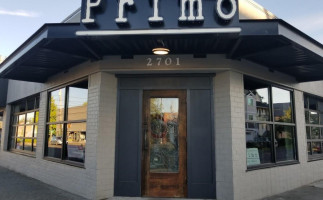Primo Grill food
