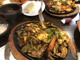 Los Portales Mexican food