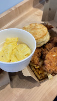 Rise Southern Biscuits Righteous Chicken food