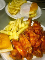 7kingz Wingz Ribz food