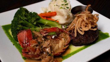La Papillon Steak Seafood food