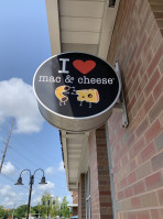 I Heart Mac Cheese food