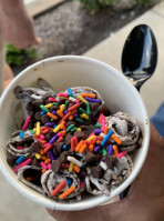 Sweet Moos Ice-cream And Frozen Yogurt. food