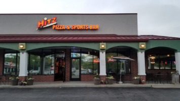 Hitz Pizza And Sports outside