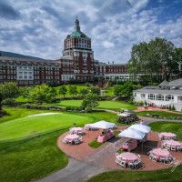 Special Events Dining At Omni Homestead food