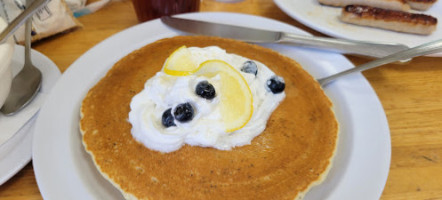 Island Pancake House food