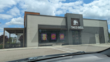 Taco Bell inside