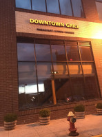 Downtown Grill outside
