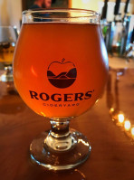 Rogers' Cideryard food