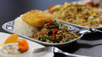 Kings 9 Thai Cuisine food