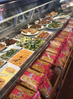 Tenth And Willow Gourmet Market Deli food
