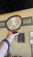 Mammoth Oak Brewing Company food