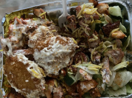 Khan's Halal Food Gyro& Chicken food