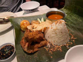 Laut Singapura food