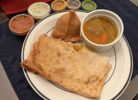 Bombay Bistro food