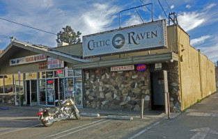 Celtic Raven Pub food
