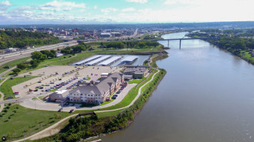 Sioux City Marina outside