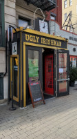 The Ugly Irishman outside