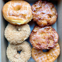 Top Donut food