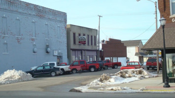 Stone's Local Public House outside