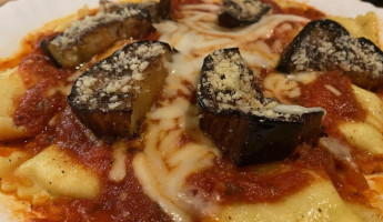 Fanellos Authentic Italian food