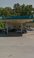 One Stop Valero outside