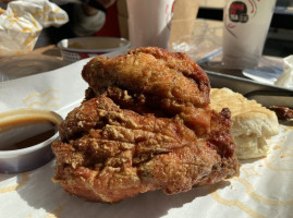 T. K. K. Fried Chicken Dǐng Gū Gū food