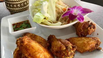 Rolling Wok Asian Cuisine Pho food