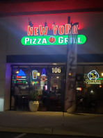 New York Pizza And Grill outside