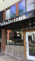 Pizzalicious outside