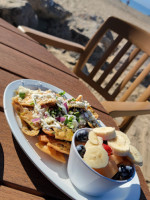 Shoreline Beach Cafe food